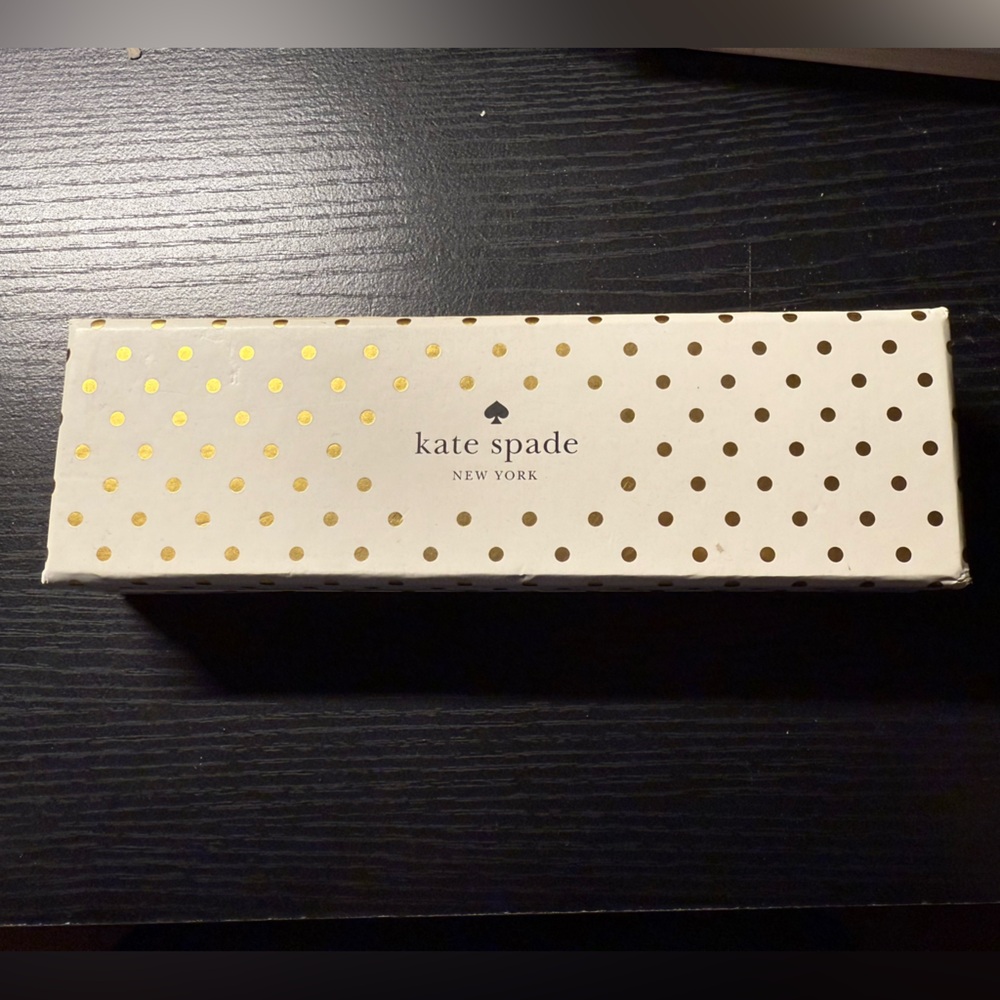 Kate Spade She Wrote Her Own Happily Ever After Pen White and Gold in Box